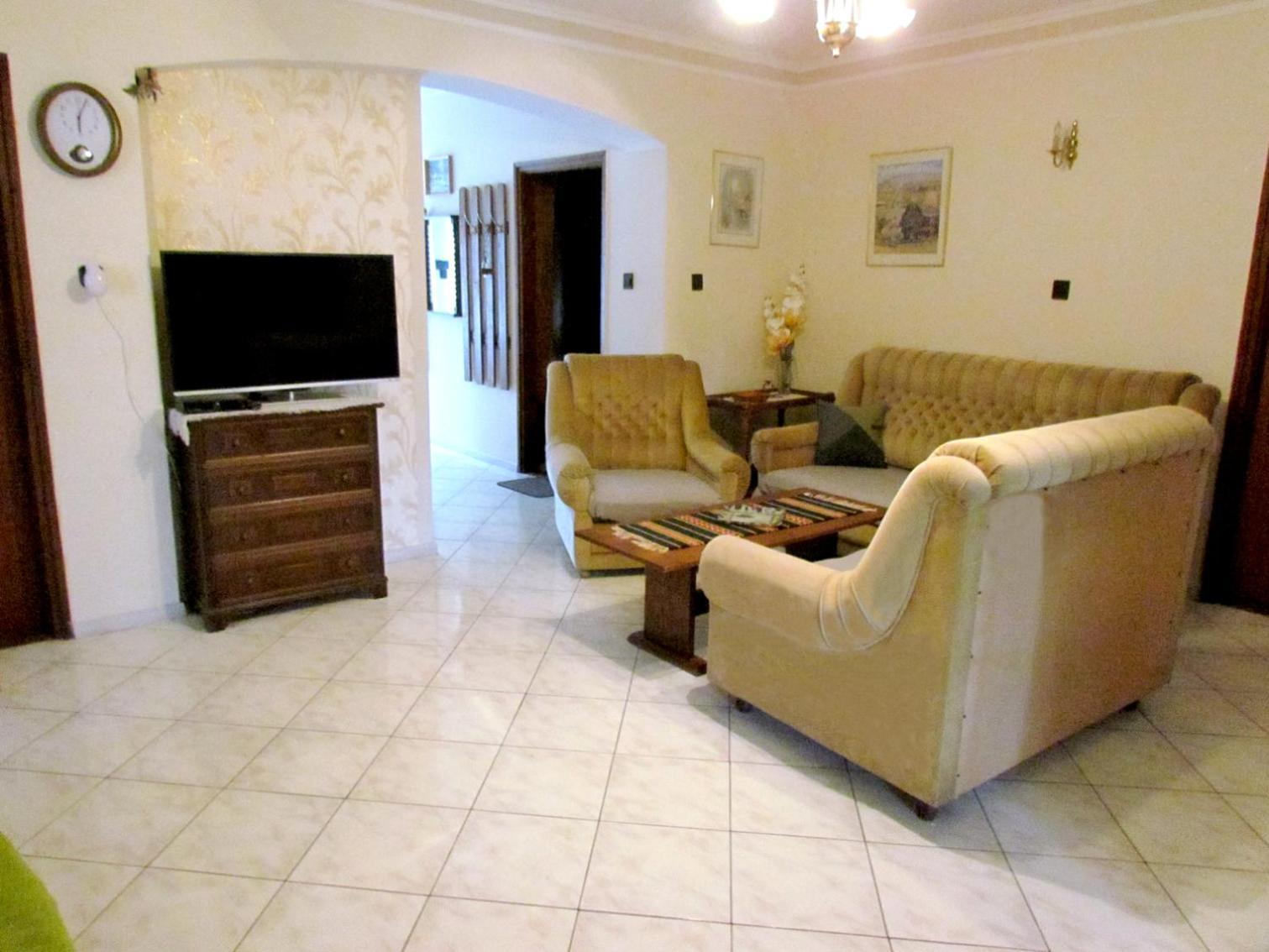 Leander Vendeghaz Hotel Gyenesdias Bagian luar foto